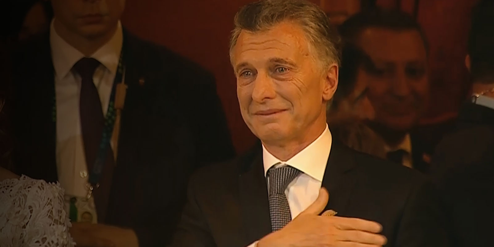 Macri lloró en el Teatro Colón